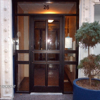 Custom Aluminum Glass Building Entrance