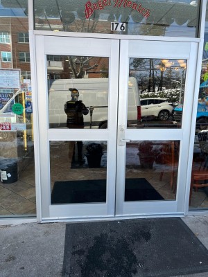 Bagel Mentch - 176 Middle Neck Rd Great Neck, NY 